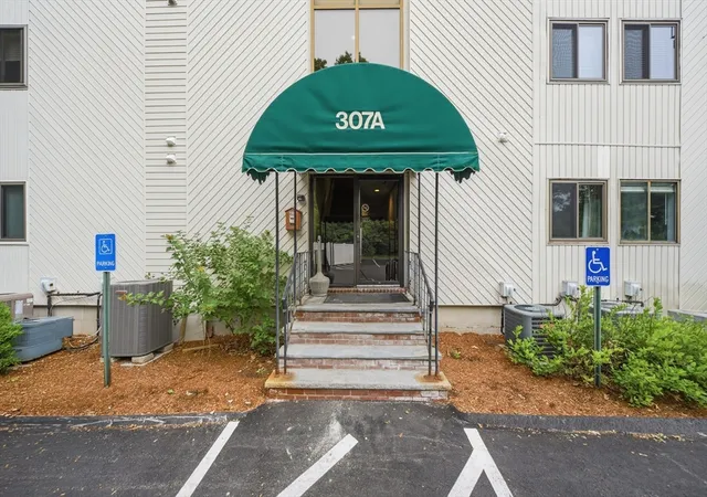 42nd image of 307 Amherst St #2, Nashua, NH 03063 | MLS# 73556969