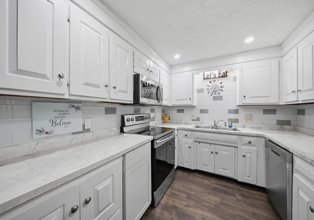 image of 307 Amherst St #2, Nashua, NH 03063 | MLS# 73556969