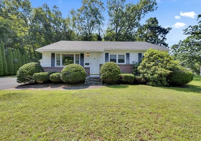 30th image of 127 Springfield St, Palmer, MA 01069 | MLS# 73566743