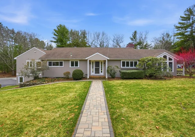 Homes for sale in Duxbury, MA | 180 Chestnut St, Duxbury, MA 02332 | MLS# 73491266