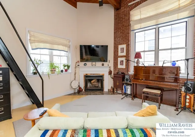 Homes for sale in Dedham, MA | 3 S Stone Mill Dr, Dedham, MA 02026