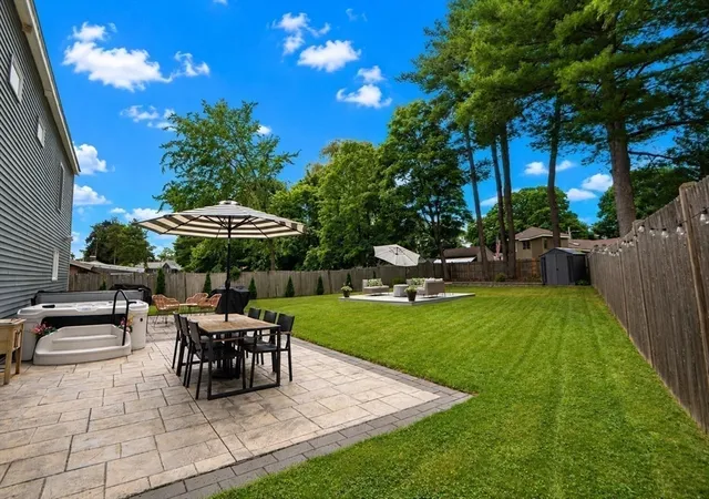 3rd image of 26 N Shetland Rd, Danvers, MA 01923 | MLS# 73554294