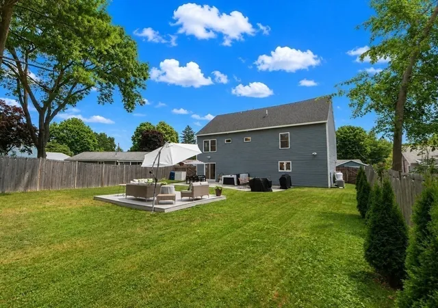 5th image of 26 N Shetland Rd, Danvers, MA 01923 | MLS# 73554294
