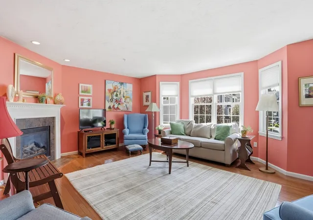 5th image of 1975 Middlesex Street #4, Lowell, MA 01851 | MLS# 73534630