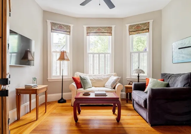 3rd image of 85 Clifton St, Cambridge, MA 02140