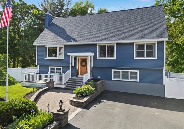 Homes for sale in Wilmington, MA | 10 Seneca Ln, Wilmington, MA 01887 | MLS# 73531431