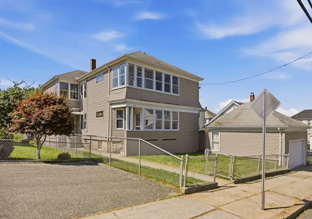 40th image of 345 Sprague St, Fall River, MA 02724 | MLS# 73561301