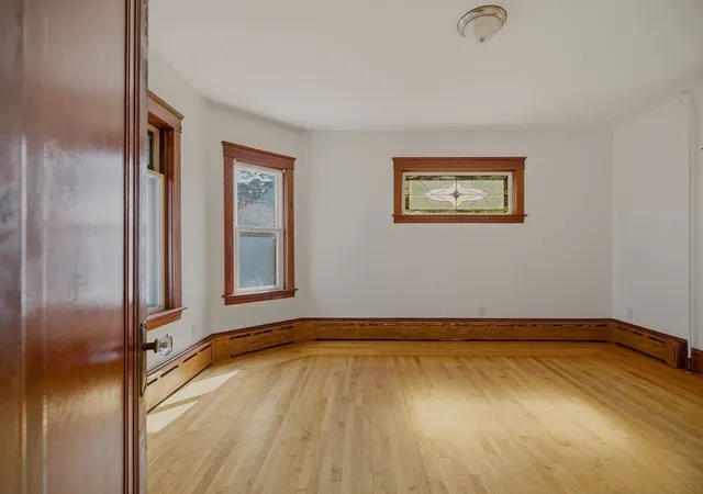 Photo 4 of House for sale at 345 Sprague St, Fall River, MA 02724 | MLS# 73561301 | Listing updated on 2026-09-08