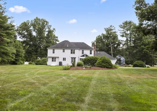 Photo 3 of Sale Pending at 41 Farrington Ln, Marlborough, MA 01752 | MLS# 73550575 | Listing updated on 2026-09-02