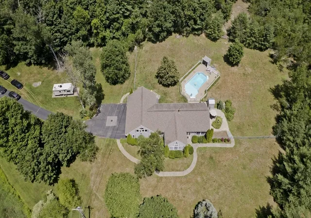 Homes for sale in Barre, MA | 447 Loring Rd, Barre, MA 01005 | MLS# 73546800