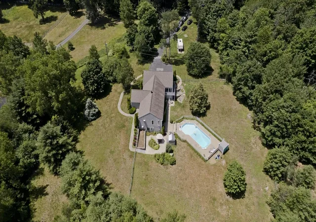 Homes for sale in Barre, MA | 447 Loring Rd, Barre, MA 01005 | MLS# 73546800