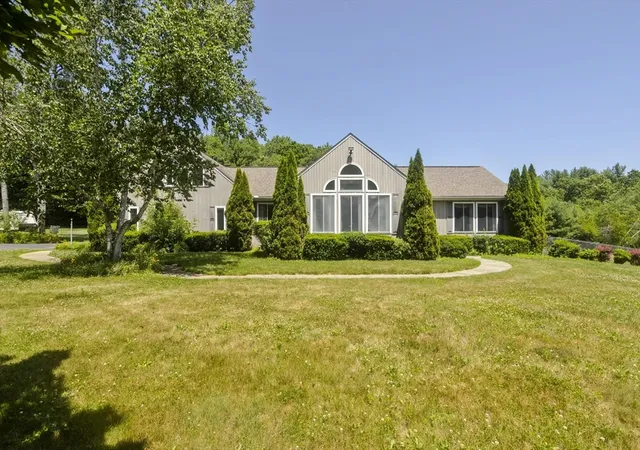 Homes for sale in Barre, MA | 447 Loring Rd, Barre, MA 01005 | MLS# 73546800