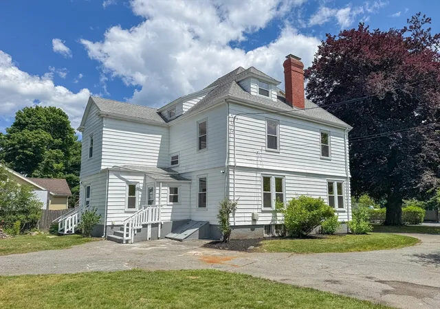 Homes for sale in Marblehead, MA | 187 Humphrey St, Marblehead, MA 01945 | MLS# 73547643