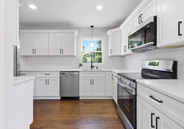 Photo 2 of Sale Pending at 15 Hilltop Ter, Ludlow, MA 01056 | MLS# 73569005 | Listing updated on 2026-09-01