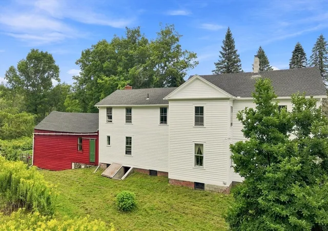 40th image of 158 Skyline Trl, Middlefield, MA 01243 | MLS# 73567550