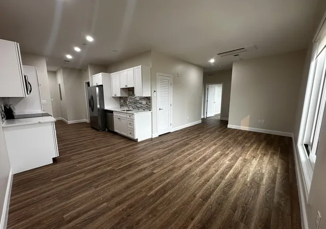 2nd image of 408 Suffolk St #0, Lowell, MA 01854 | MLS# 73551104