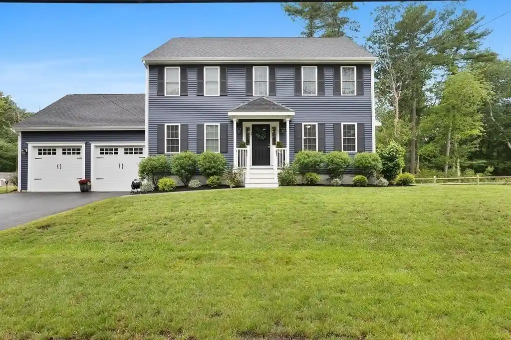 Single family home for sale at 75 Old Oak St, East Bridgewater, MA 02333 | MLS# 73591391