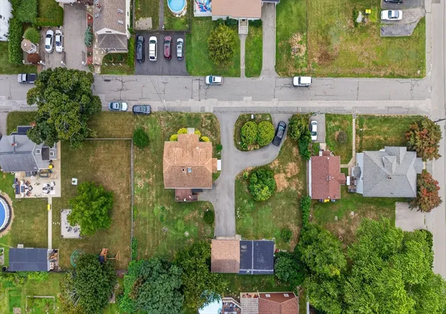 Photo 4 of Sale Pending at 84 3rd Street, Somerset, MA 02726 | MLS# 73564206 | Listing updated on 2026-09-05