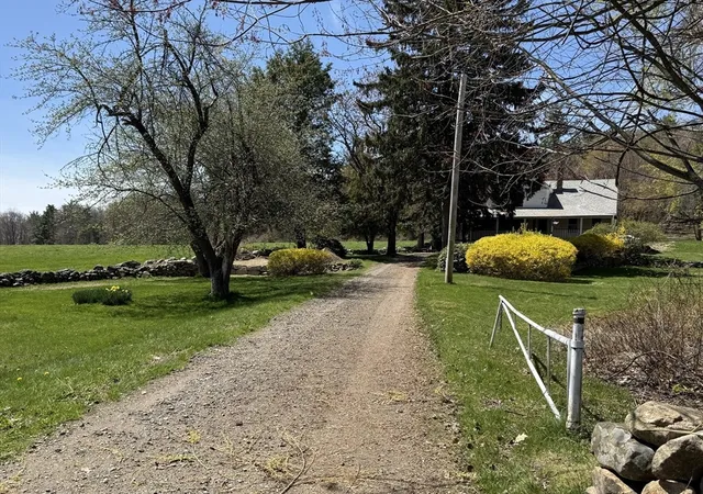 Homes for sale in Townsend, MA | 134 Barker Hill Road, Townsend, MA 01469 | MLS# 73540439