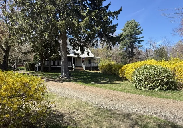 Homes for sale in Townsend, MA | 134 Barker Hill Road, Townsend, MA 01469 | MLS# 73540439