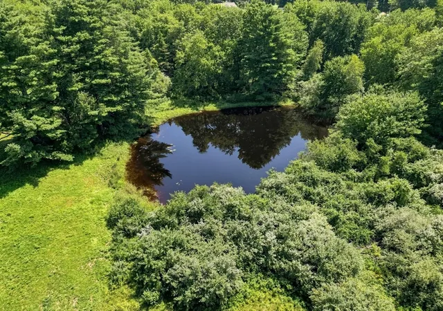 Photo 3 of Single family home for sale at 1 1a Smith Ln, Amherst, NH 03031 | MLS# 73568860 | Listing updated on 2026-08-31
