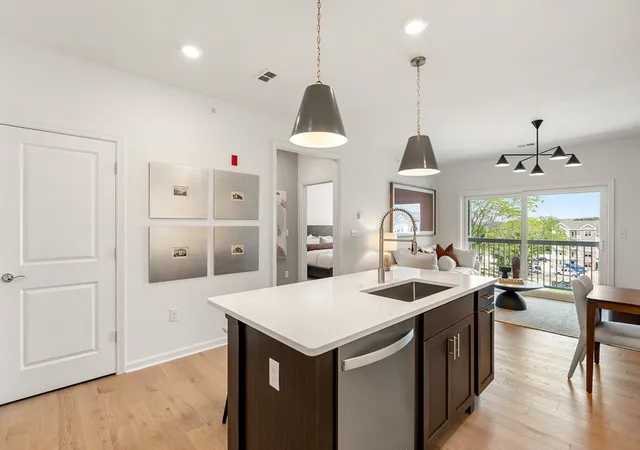 4th image of 5 Peters Farm Way #7104, Westborough, MA 01581 | MLS# 73539608