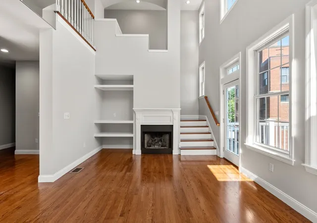 5th image of 7 Riverwalk Ln, Walpole, MA 02032