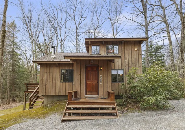 Photo 1 of Single family home for sale at 125 Town Hl Rd, Sandisfield, MA 01255 | MLS# 73550281 | Listing updated on 2026-08-30