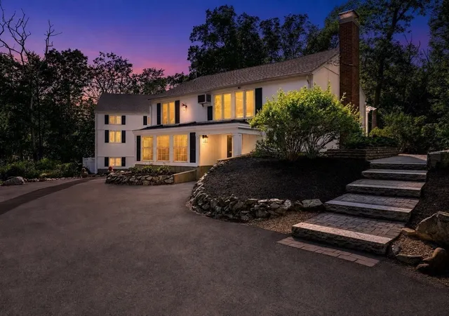 4th image of 185 Ash, West Newbury, MA 01985 | MLS# 73540620
