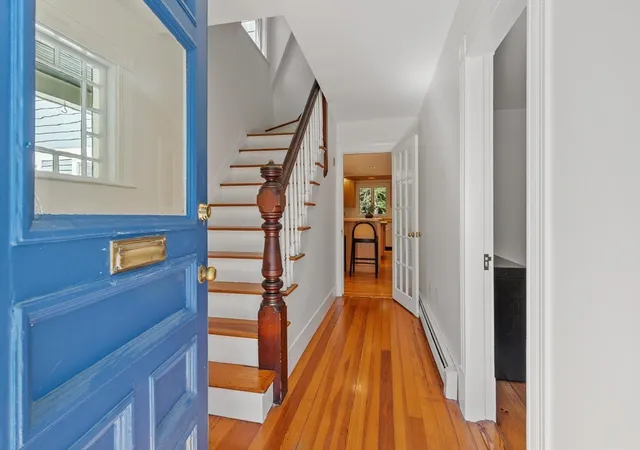 3rd image of 132 Cottage Street, Concord, MA 01742 | MLS# 73540736