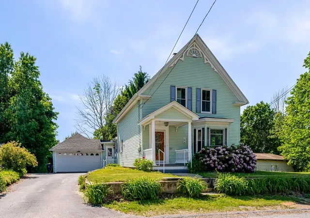 Homes for sale in Gardner, MA | 186 Summer St, Gardner, MA 01440 | MLS# 73533562