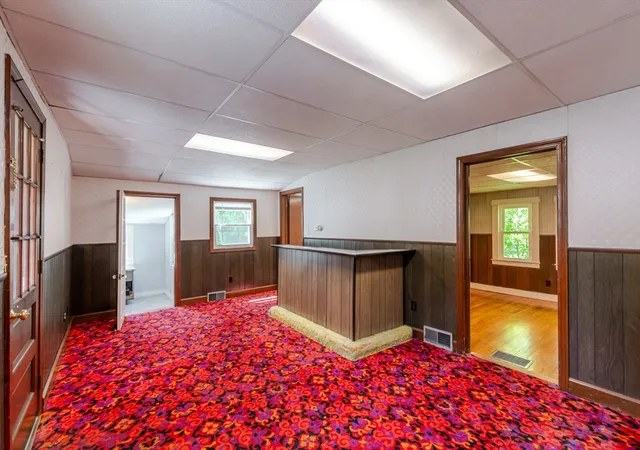 4th image of 186 Summer St, Gardner, MA 01440 | MLS# 73533562