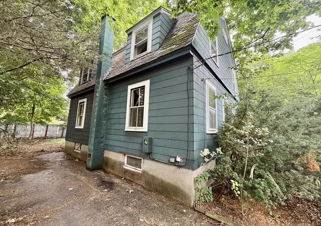 4th image of 51 Damon Street, Concord, MA 01742 | MLS# 73541602