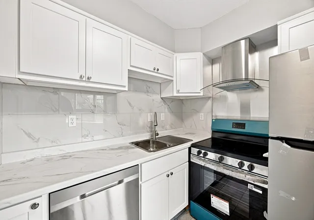 Photo 3 of Condo for sale at 101 Mulberry St #219, Springfield, MA 01105 | MLS# 73568895 | Listing updated on 2026-09-03
