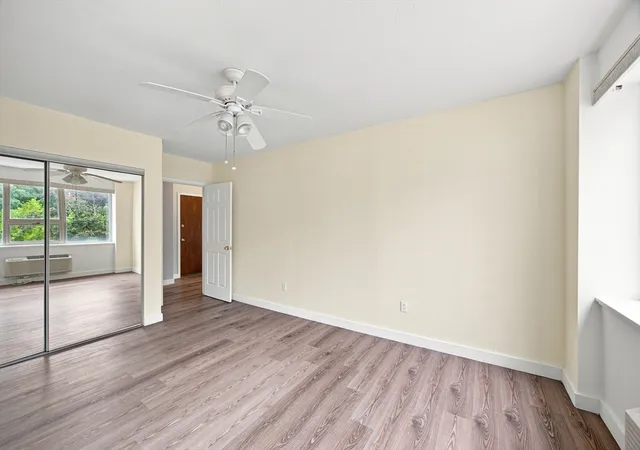 Listing Photo 2 - Condo for sale in building located at 101 Mulberry St, Springfield, MA 01105 - Unit #219