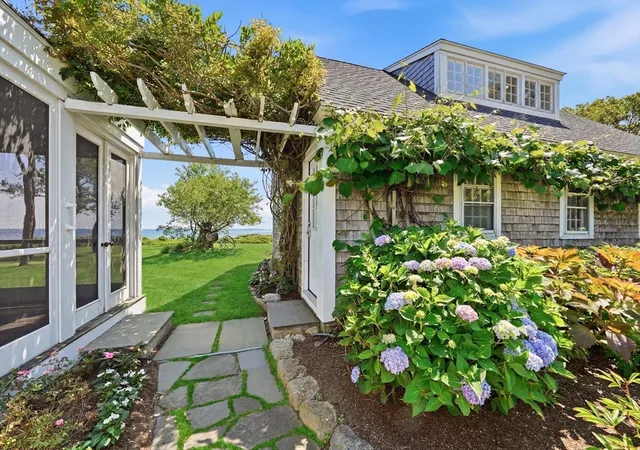 2nd image of 91 Plantingfield Way, Edgartown, MA 02539 | MLS# 73544426