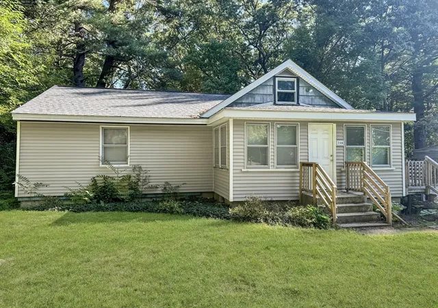 Photo 3 of Sale Pending at 218 Old Groveland Rd, Haverhill, MA 01835 | MLS# 73430724 | Listing updated on 2025-11-10