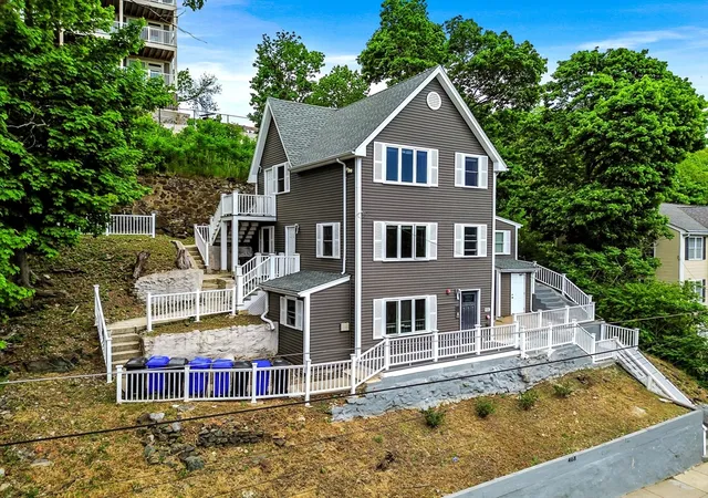1st image of 468 Salem St, Malden, MA 02148 | MLS# 73527683