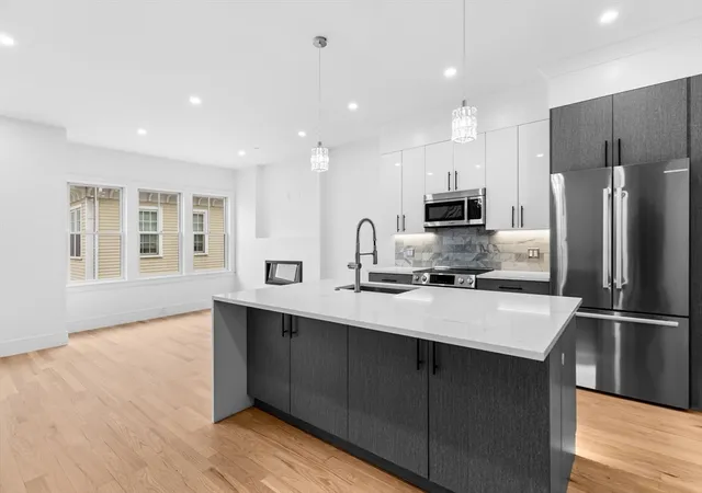 3rd image of 143 Tremont St #143-5, Boston, MA 02135 | MLS# 73522778