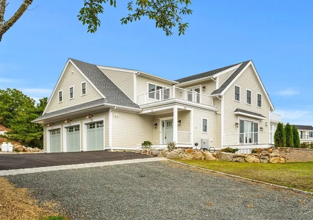 Homes for sale in Gloucester, MA | 220 Atlantic St, Gloucester, MA 01930 | MLS# 73503262