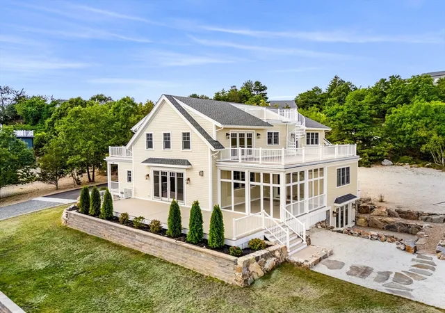 Homes for sale in Gloucester, MA | 220 Atlantic St, Gloucester, MA 01930 | MLS# 73503262