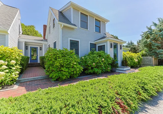 1st image of 73 Franklin Street #1, Provincetown, MA 02657 | MLS# 73559307