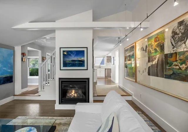 3rd image of 73 Franklin Street #1, Provincetown, MA 02657 | MLS# 73559307