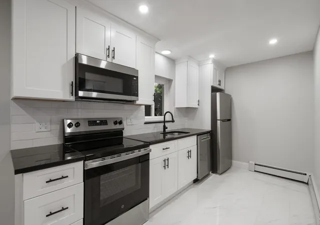 1st image of 89 Walnut St #2, Newtonville, MA 02460 | MLS# 73556762