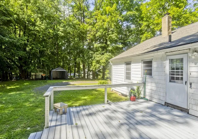 Photo 4 of Single family home for sale at 40 Hadley St, South Hadley, MA 01075 | MLS# 73565973 | Listing updated on 2026-09-28