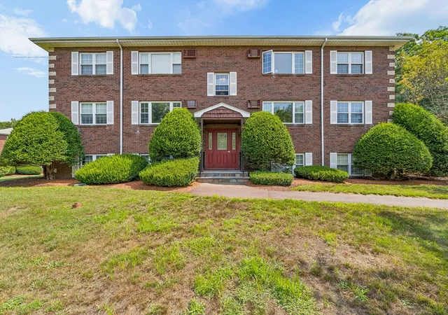 3rd image of 120 Parker St #24, Acton, MA 01720 | MLS# 73564514