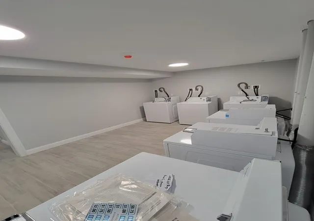 2nd image of 944 Warren Ave, Brockton, MA 02301