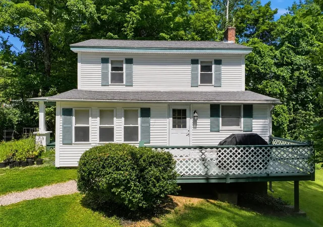 Photo 2 of Single family home for sale at 18 Fiske Hl Rd, Sturbridge, MA 01566 | MLS# 73564848 | Listing updated on 2026-09-17