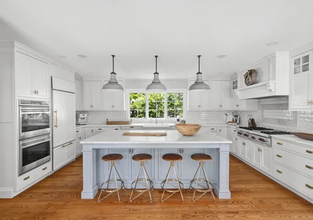 2nd image of 68 School Street, Hingham, MA 02043 | MLS# 73565909