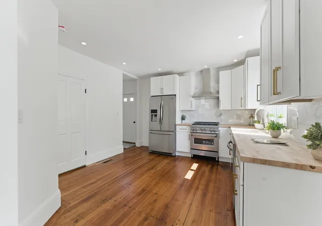 Photo 3 of Sale Pending at 80 Shirley St, Winthrop, MA 02152 | MLS# 73376243 | Listing updated on 2025-11-25